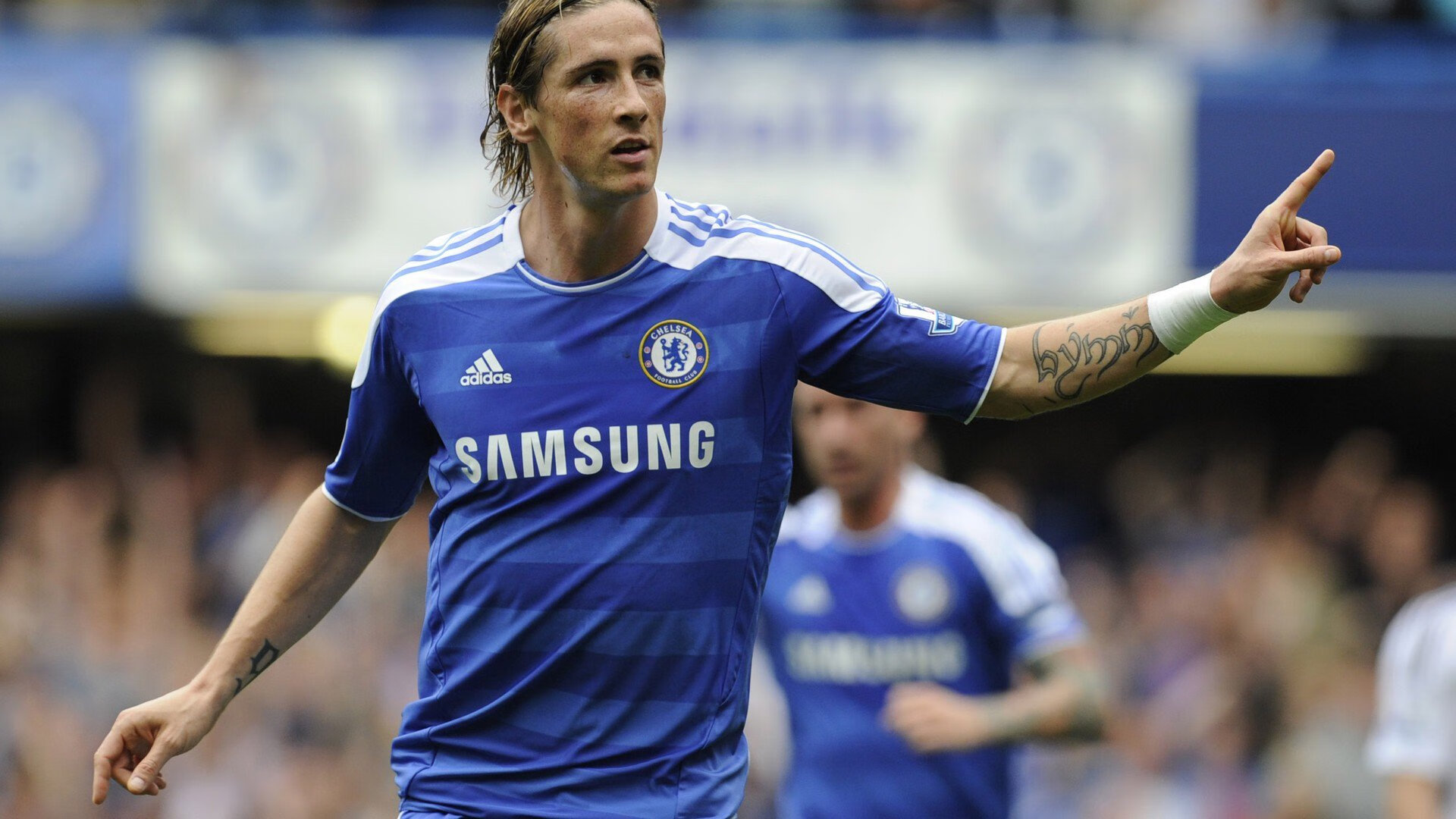 Cole Palmer决赛梅开二度引领胜利，总决赛梅奥