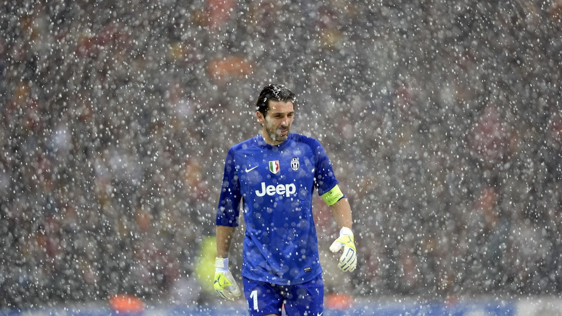 姆巴佩首度回应登贝莱金球：他配得上这一切！，姆巴佩 金球奖